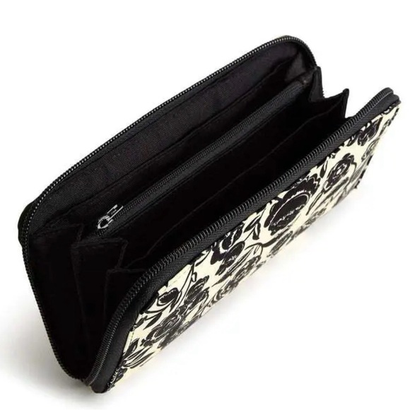NWT, Vera Bradley Continental Wallet in Bubbly Flowers, Black and White - Picture 2 of 6